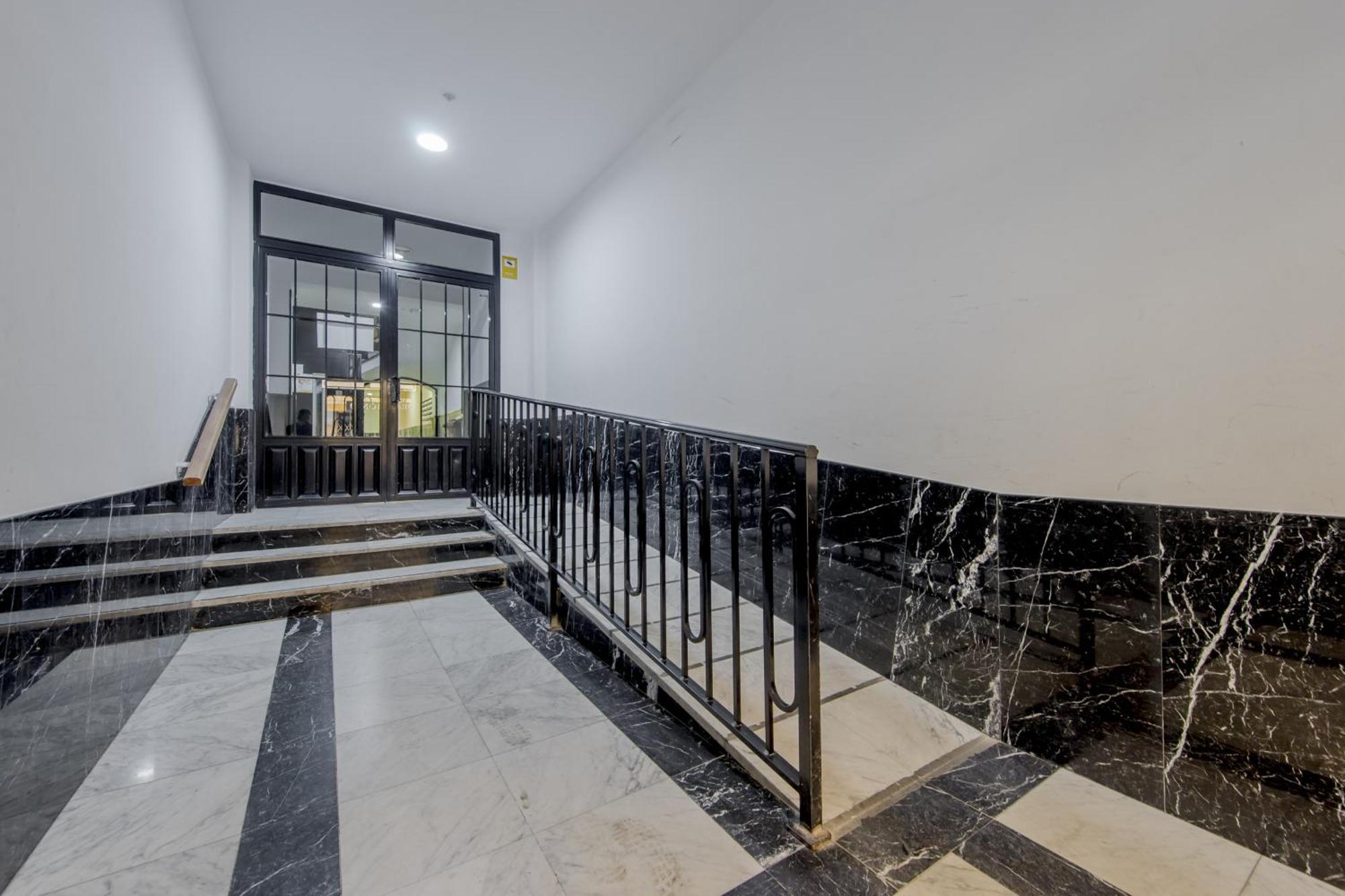 Apartment Encantador Piso En La Latina - Centro Madrid